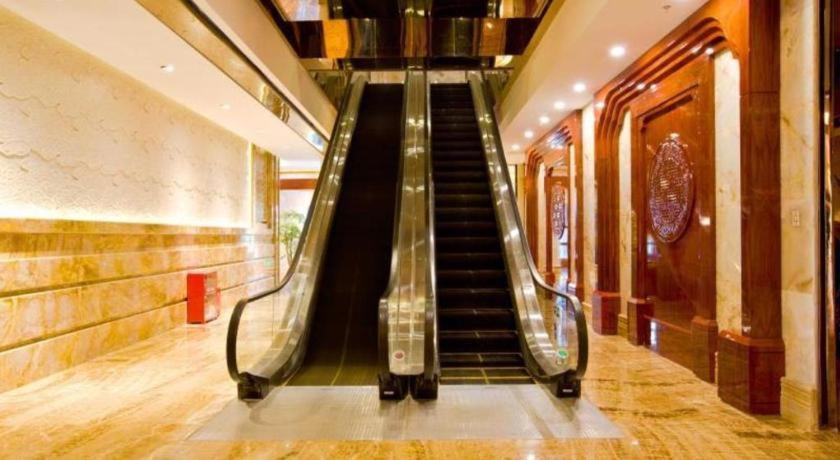 Chongqing Huachen International Hotel Εξωτερικό φωτογραφία